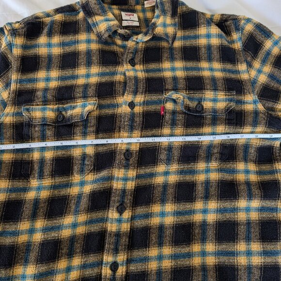 Levi's flannel work/skateboarding shirt - Picture 4 of 10